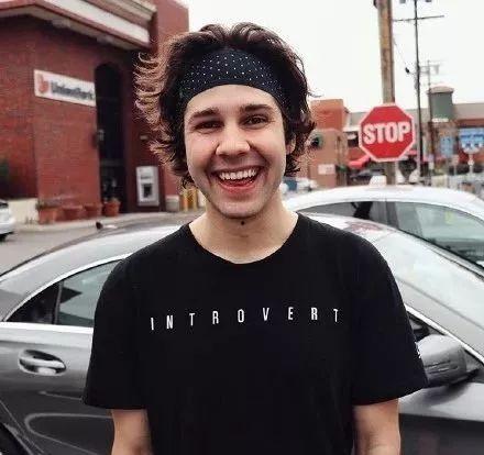 吃瓜小哥网红视频,吃瓜小哥带你领略网红视频的魅力  第1张