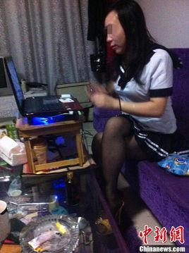 丝 袜会所在线观看,揭秘时尚潮流的私密空间 第2张 丝 袜会所在线观看,揭秘时尚潮流的私密空间 第2张